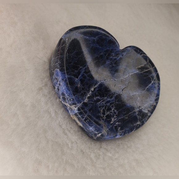 Crystal heart trinket dish - Picture 2 of 4